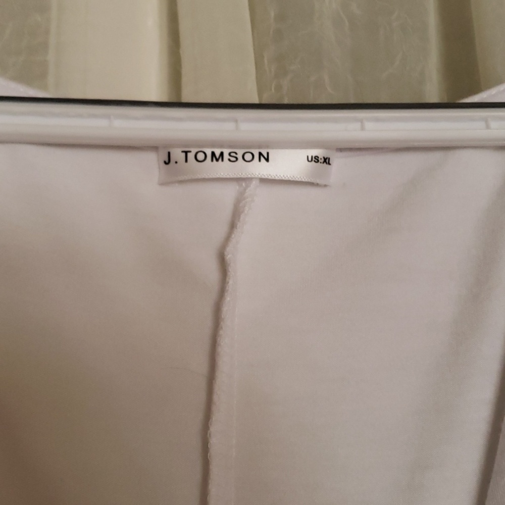 J. Tomson wrap top - Picture 3 of 3